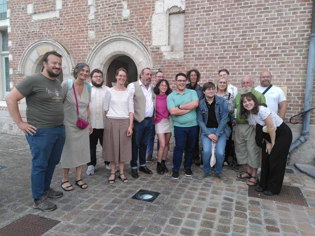 Photo de groupe lors des écologistes du Douaisis avec Benoît Biteau